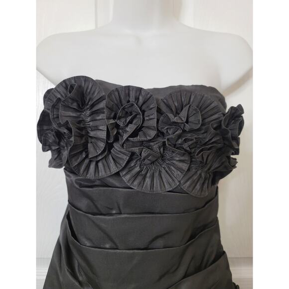 Black-Collection Strapless Layered Ruffled Mini Dress Size MEDIUM - Picture 3 of 8